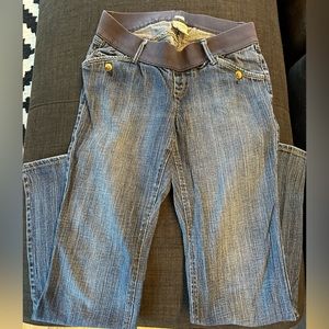 Maternity jeans, size Small
